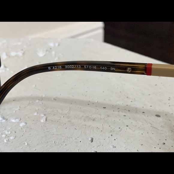 Burberry Sunglasses - Picture 7 of 10